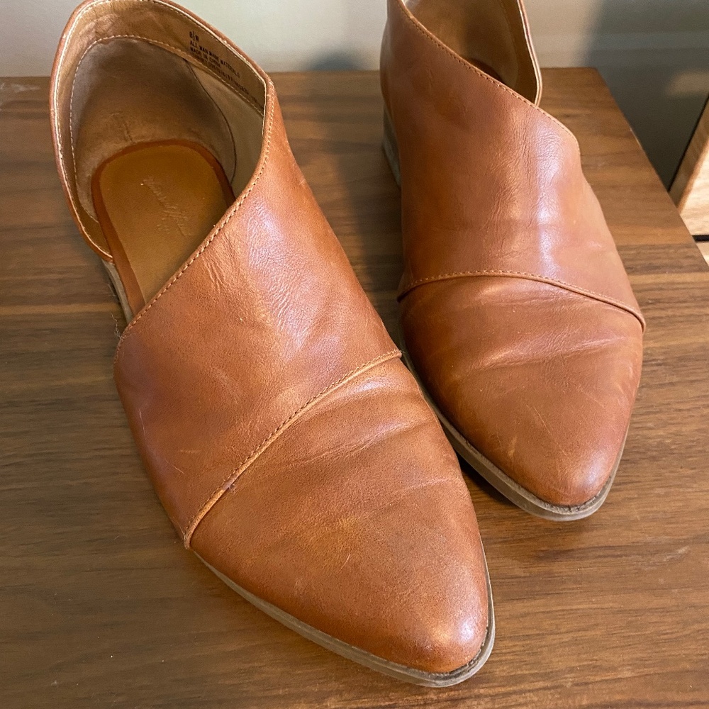 Ankle Cut Out Booties 8.5 Wide Width